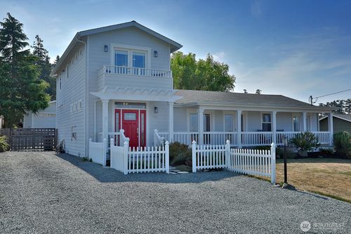 703 Ne 6th St, Coupeville, WA, 98239-3559 | Card Image