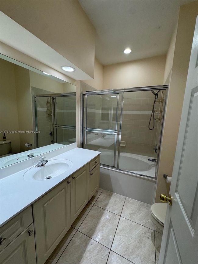 23764 - 23764 Sw 109 Th Ave, Townhouse with 2 bedrooms, 2 bathrooms and null parking in Homestead FL | Image 10