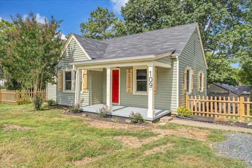 109 Crestview Dr, Madison Heights, VA, 24572-3660 | Card Image