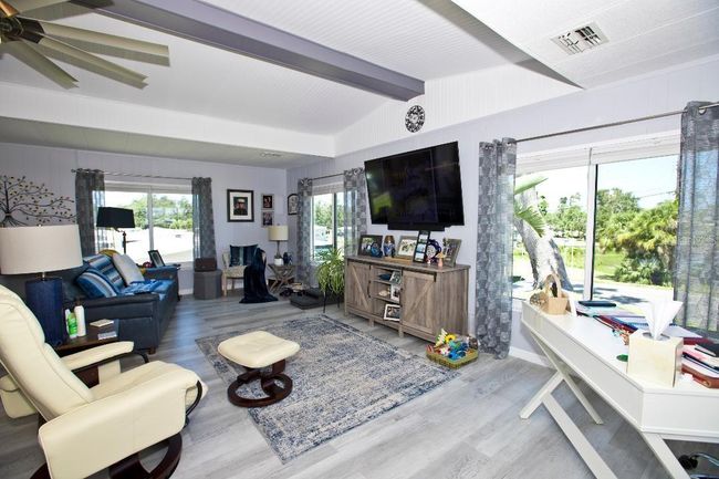 4111 13 Th St E, House other with 2 bedrooms, 2 bathrooms and null parking in ELLENTON FL | Image 8