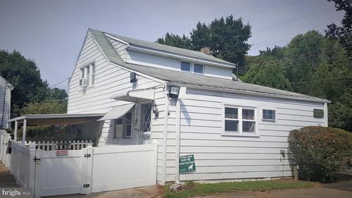 a-34 E Holland Rd, SOUTHAMPTON, PA, 18966-2374 | Card Image