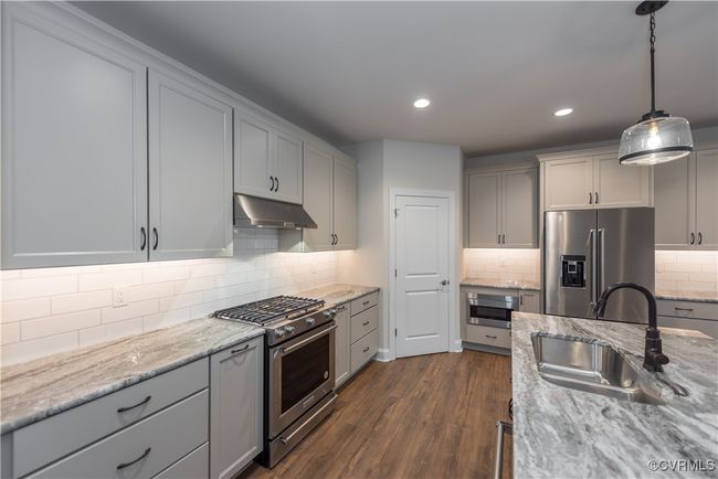 Interior photos of similar home in the community and may demonstrate optional finishes. | Image 8