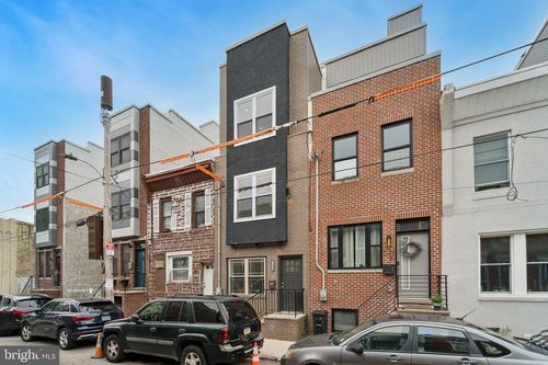 2124 Fernon St, PHILADELPHIA, PA, 19145-1303 | Card Image