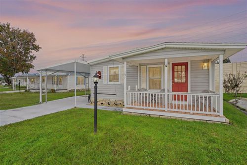 237 Meadow Lark Dr, OSTEEN, FL, 32764-8507 | Card Image