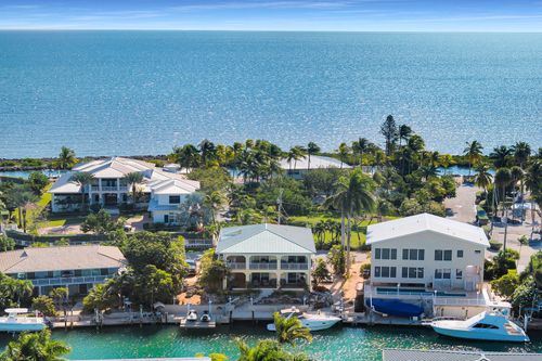 340 E Seaview Dr, Duck Key, FL, 33050-3820 | Card Image