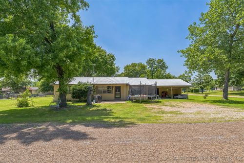 901 Cherokee St, Vian, OK, 74962 | Card Image