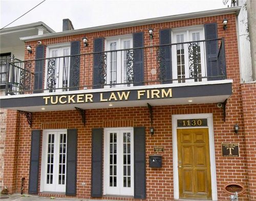 1130 Saint Charles Ave, New Orleans, LA, 70130-4332 | Card Image