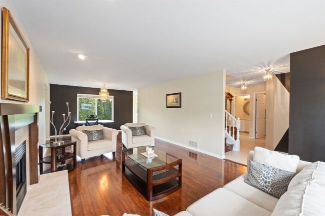 6030 189 Street, House other with 4 bedrooms, 2 bathrooms and 6 parking in Surrey BC | Image 13