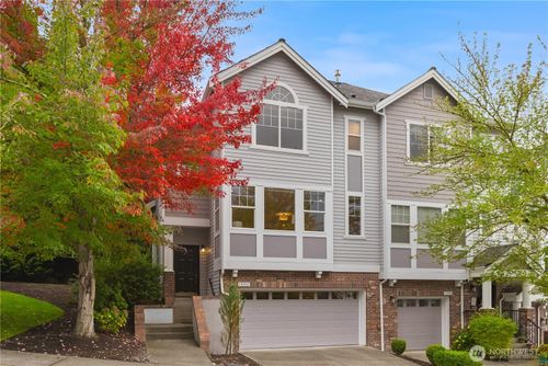 10a-15501 133rd Pl Ne, Woodinville, WA, 98072-5501 | Card Image