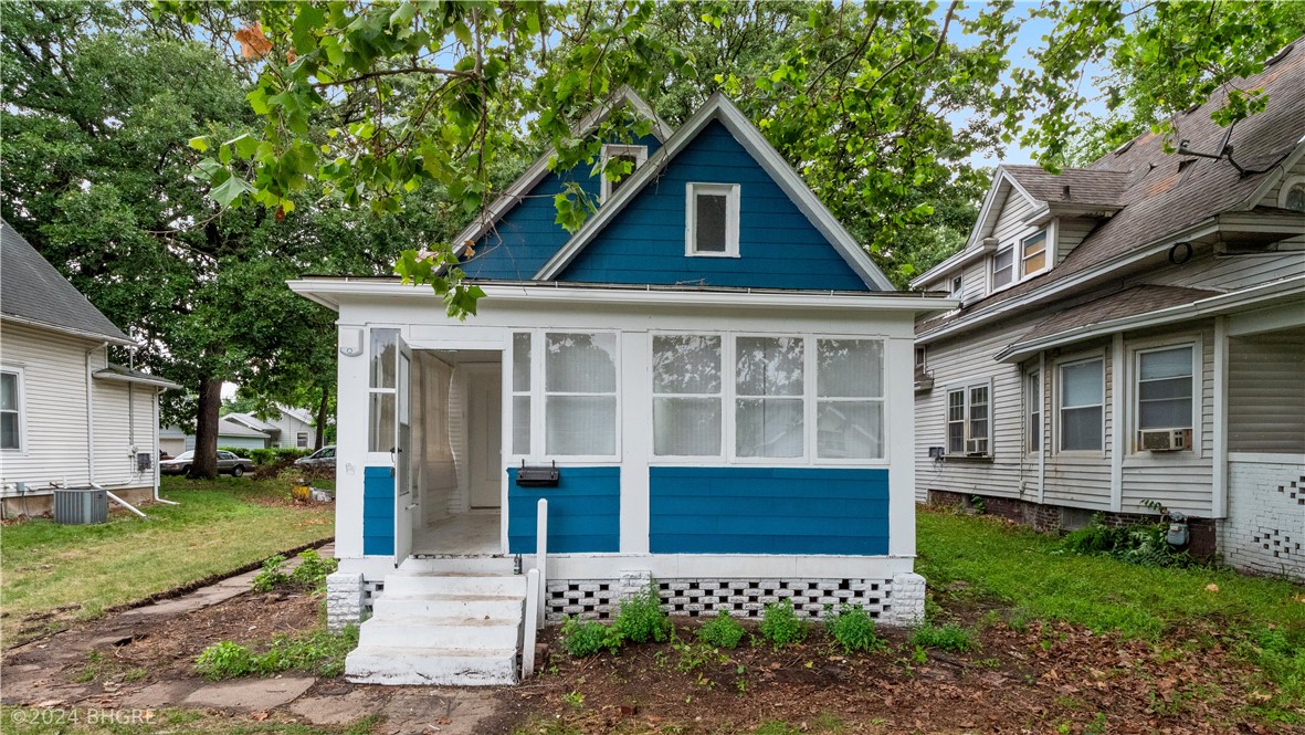 9th St, Des Moines, IA 50316