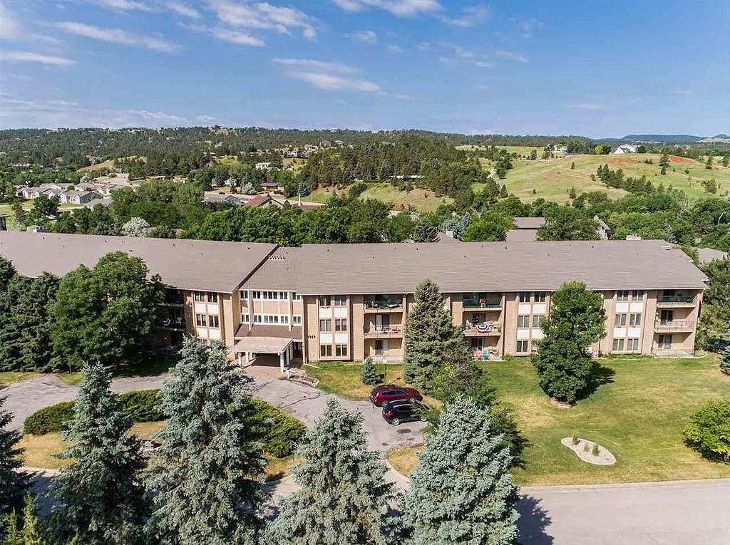 Fairway Hills Dr, Rapid City, SD 57702
