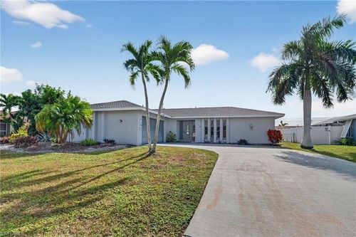 918 Se 35th St, Cape Coral, FL, 33904-4779 | Card Image