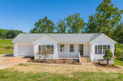 4774 Thoreau Dr, Conover, NC, 28613-8484 | Card Image