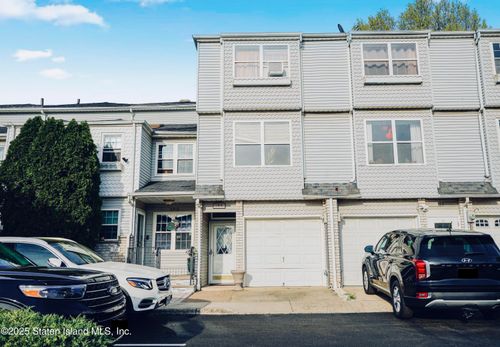 102 Lorraine Loop, Staten Island, NY, 10309 | Card Image