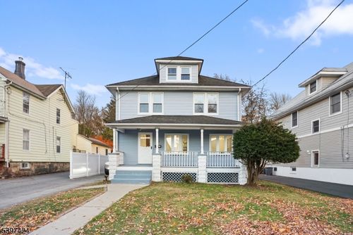 96 Montclair Ave, Little Falls, NJ, 07424-1320 | Card Image