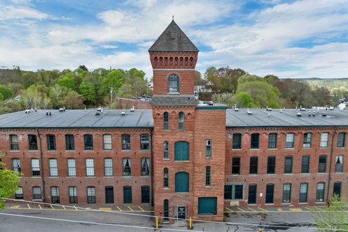 m3-100 Main St, Pembroke, NH, 03275-1245 | Card Image