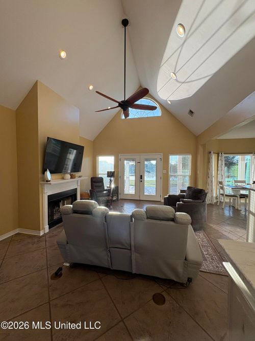 11232 Jason Drive, Pass Christian, MS, 39571 | Card Image
