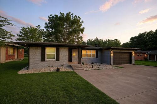 3076 Walnut Hill Ln, Dallas, TX, 75229-5809 | Card Image