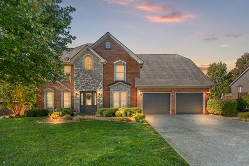 6025 Secretariat Cir, Versailles, KY, 40383-9182 | Card Image