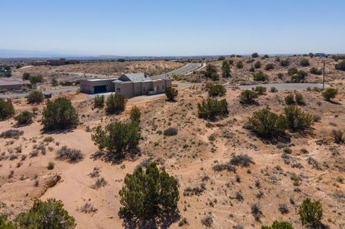 2308 Desert Marigold Rd Ne, Rio Rancho, NM, 87144-2630 | Card Image