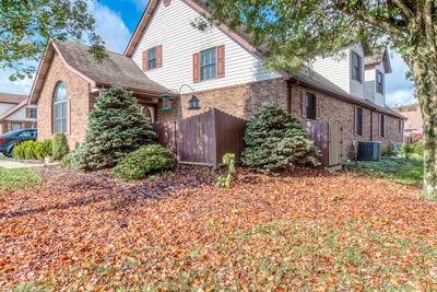 19294 Country Drive, Townhouse with 3 bedrooms, 2 bathrooms and 540 parking in Abingdon VA | Image 2