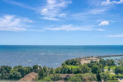 1505 - 2263 Marine Dr, Condo with 3 bedrooms, 1 bathrooms and 1 parking in Oakville ON | Image 2