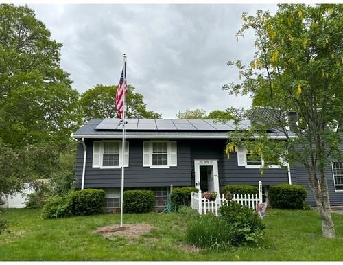 186 Walnut St, Hyannis, MA, 02601-5772 | Card Image