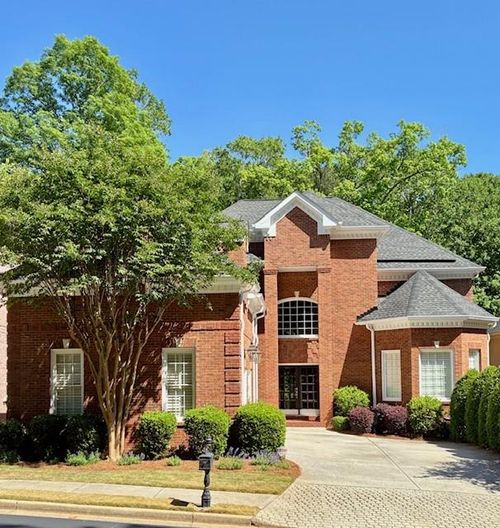 2075 River Falls Dr, Roswell, GA, 30076-5121 | Card Image