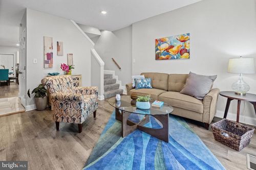 2633 Boone St, BALTIMORE, MD, 21218-4717 | Card Image