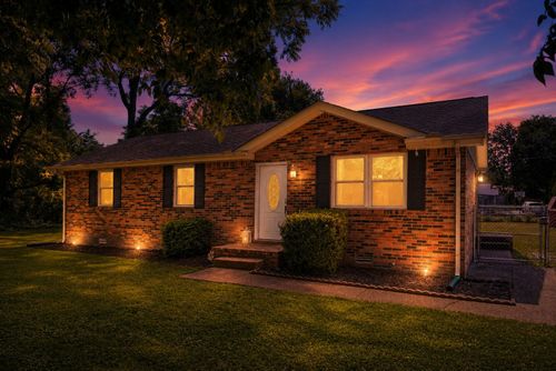 1223 Main St, Pleasant View, TN, 37146-8138 | Card Image