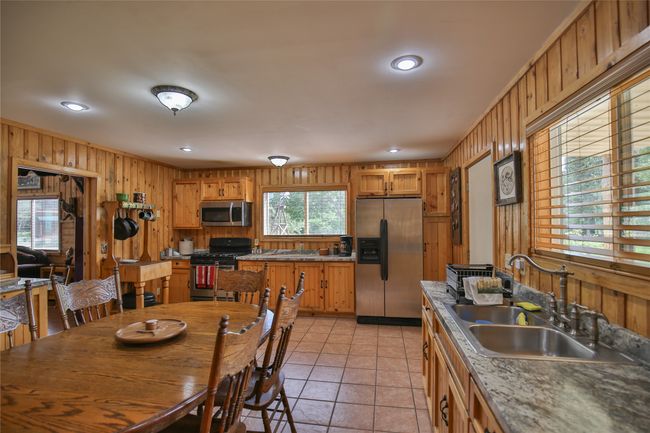 32 Whitepine Creek Rd, House other with 2 bedrooms, 2 bathrooms and null parking in Trout Creek MT | Image 11