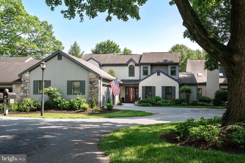 23 Deer Ford Dr, Lancaster, PA, 17601-5642 | Card Image