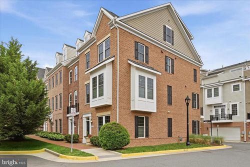 402 Haupt Sq Se, LEESBURG, VA, 20175-3771 | Card Image