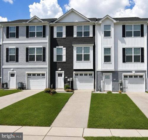 522 Charles Ave, HANOVER, PA, 17331-3390 | Card Image