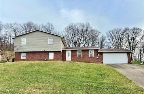 127 Rauch Dr, Marietta, OH, 45750-9756 | Card Image