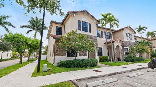 8877 W 35th Ave, Hialeah, FL, 33018-1891 | Card Image