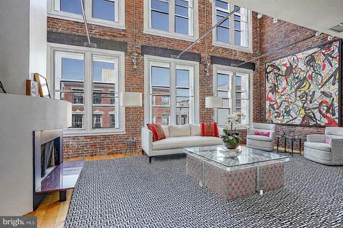 4a-33 N 3rd Street, PHILADELPHIA, PA, 19106 | Card Image