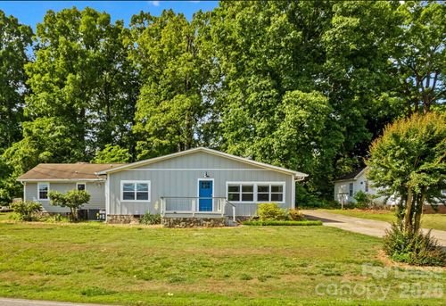182 Commodore Loop, Mooresville, NC, 28117-7496 | Card Image