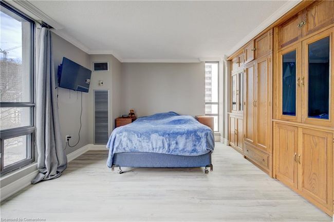 702 - 222 Jackson St W, House attached with 1 bedrooms, 2 bathrooms and 1 parking in Hamilton ON | Image 13