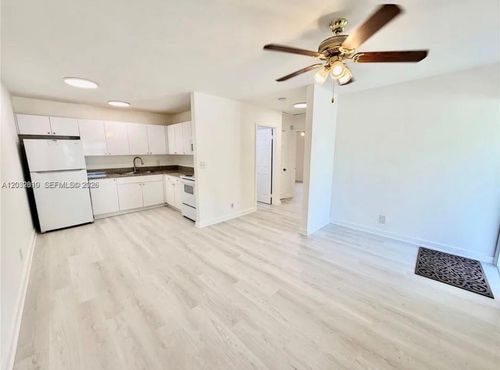 2-4801 Sw 18th St, West Park, FL, 33023-3264 | Card Image