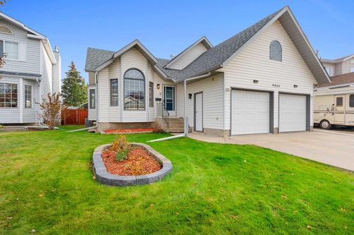 9055 106 Ave, Grande Prairie, AB, T8X1H8 | Card Image