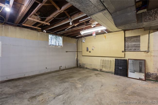 1407 Slate Run Rd, Home with 3 bedrooms, 3 bathrooms and null parking in New Albany IN | Image 71