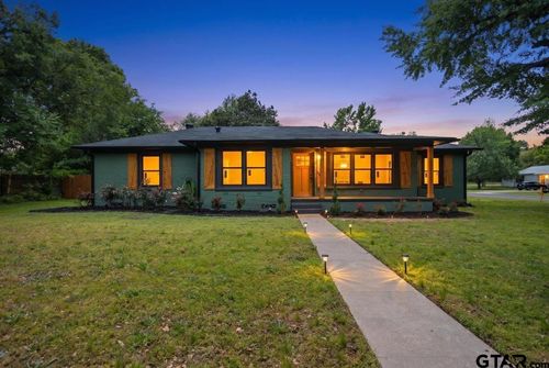 604 Layton, Kilgore, TX, 75662 | Card Image