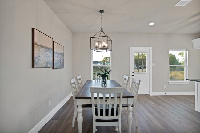 205 E South St, House other with 3 bedrooms, 2 bathrooms and null parking in Itasca TX | Image 10