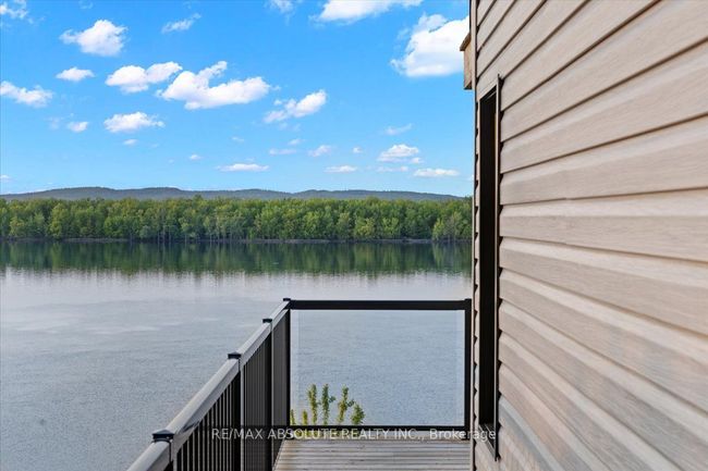 304 Riverwood Dr, House other with 3 bedrooms, 4 bathrooms and 4 parking in Woodlawn ON | Image 6