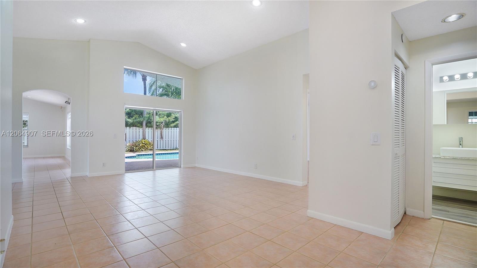 Residential Lease in Weston 2