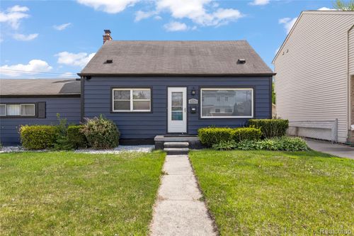 27517 Sheridan St, Garden City, MI, 48135-3172 | Card Image