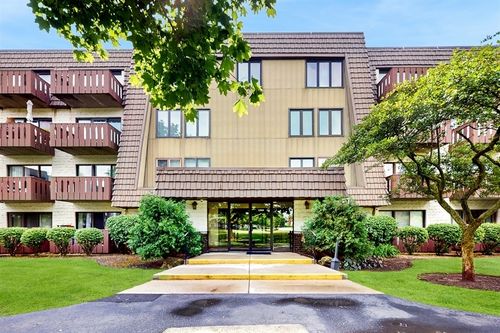 unit-4301-12900 W Heiden Cir, Lake Bluff, IL, 60044-1074 | Card Image