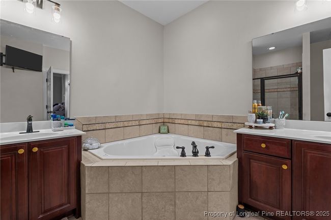 82 Pine Hawk Dr, Townhouse with 3 bedrooms, 3 bathrooms and null parking in Spring Lake NC | Image 38