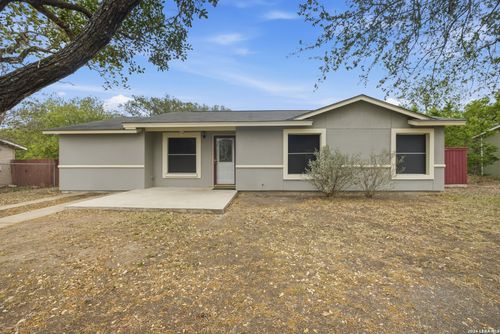 5911 Middlefield Dr, San Antonio, TX, 78242-1004 | Card Image